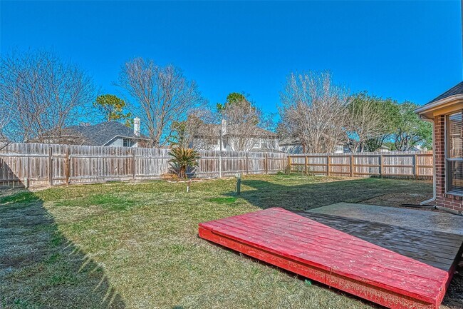 Building Photo - 13410 Lynnville Dr