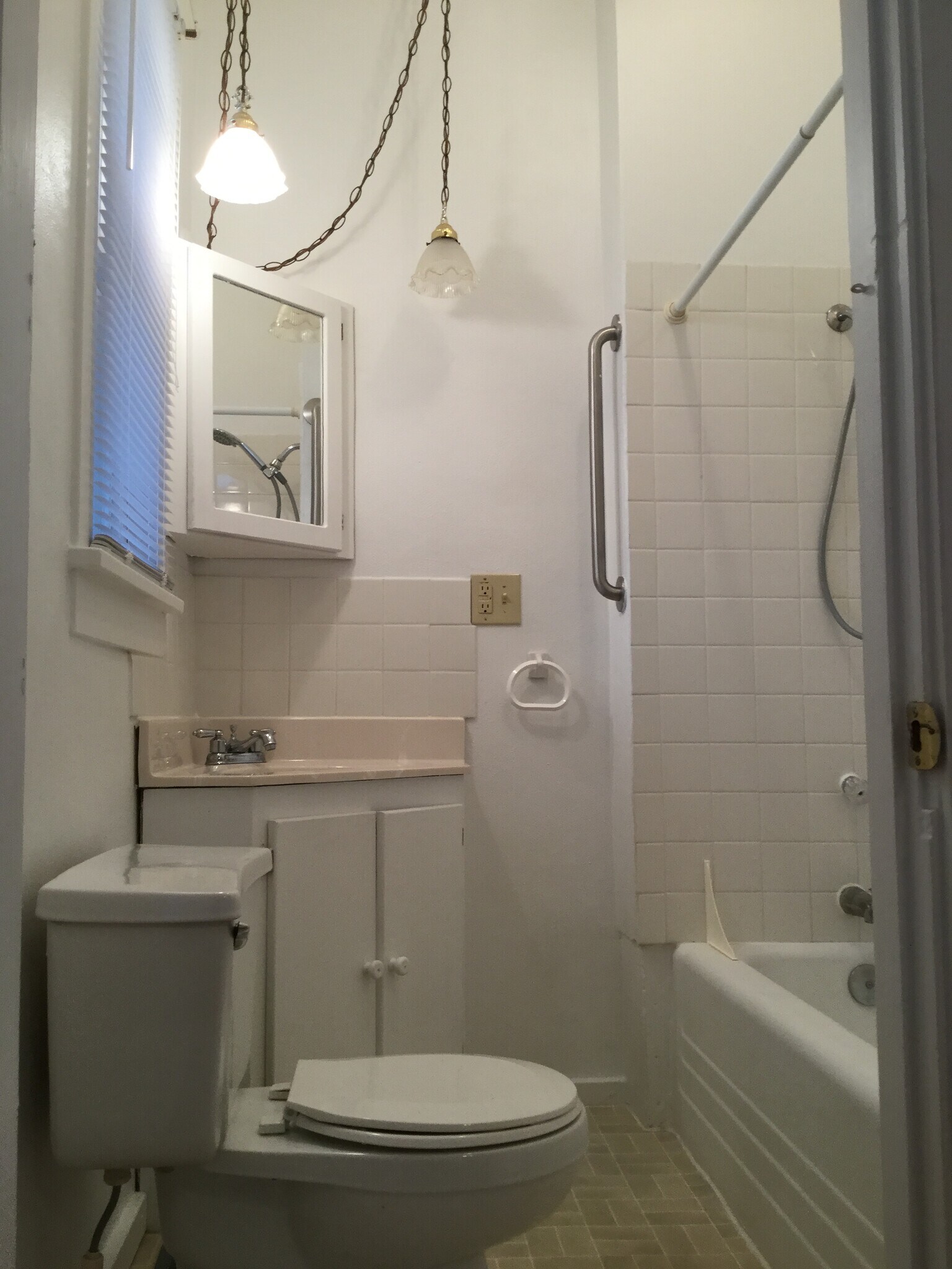 Building Photo - 1215 Liberty St