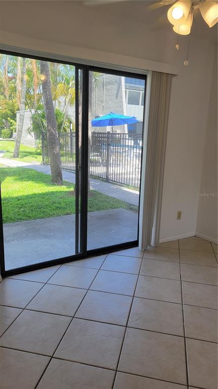 Building Photo - 4001 S Beneva Rd