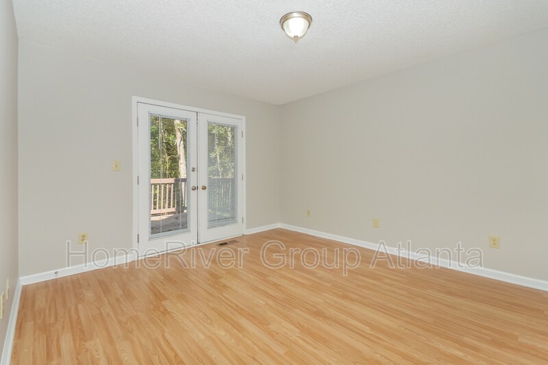 Building Photo - 3822 Nowlin Rd