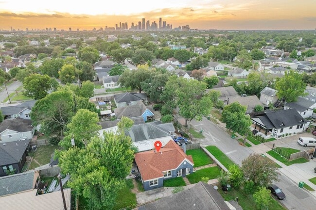 Building Photo - 5312 Jefferson St