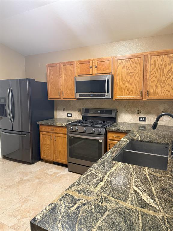 Building Photo - 711 Sun Lodge Dr