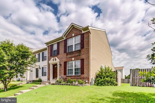 Building Photo - 5036 Finsbury Rd