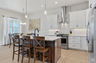 Building Photo - Gorgeous 3 bed/ 3.5 bath Condo At Heron La...