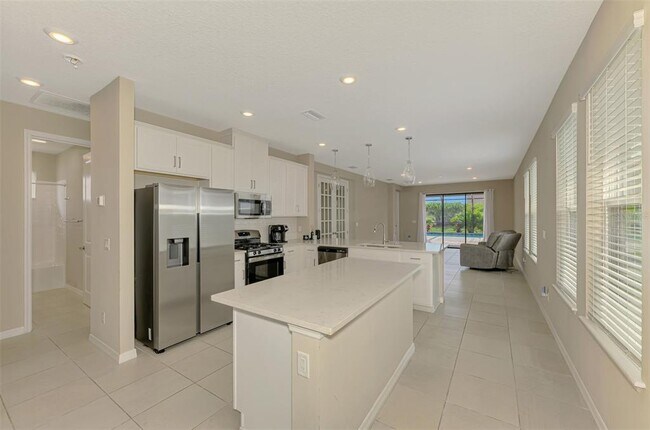 Building Photo - 6310 Grandview Hill Ct