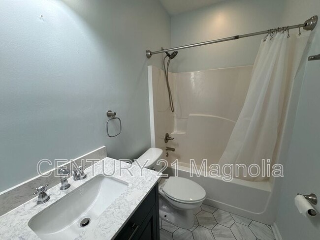 Building Photo - 1168 Lake Greenwood Dr