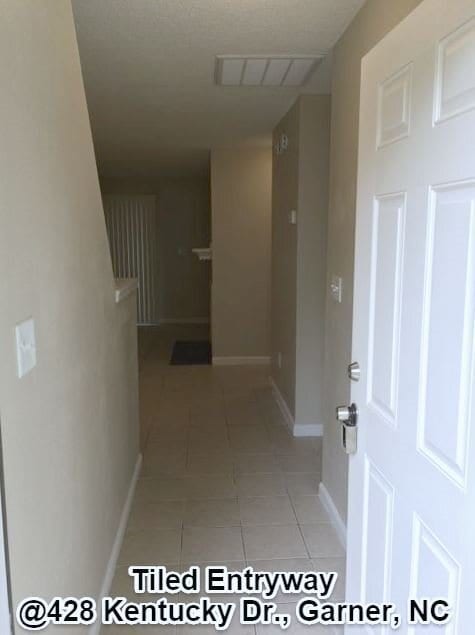 Building Photo - Garner 2 Bedroom, 2 FULL Bath Single Level...