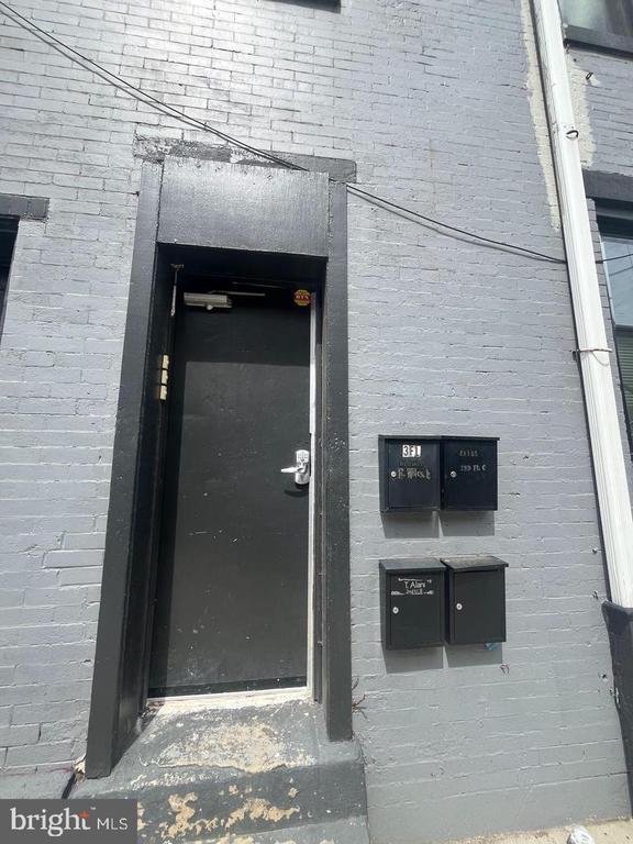 Building Photo - 119 W Susquehanna Ave