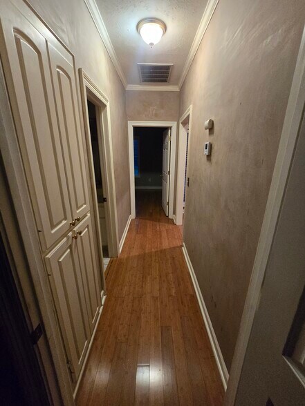 Building Photo - 107 Turnberry Cv