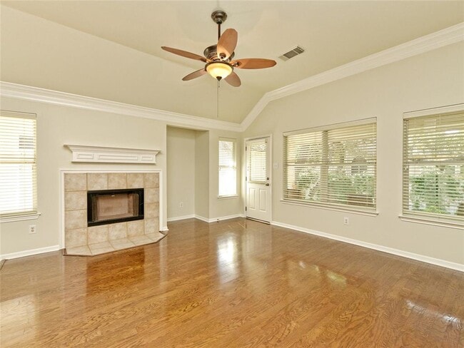Building Photo - 11 Troon Dr