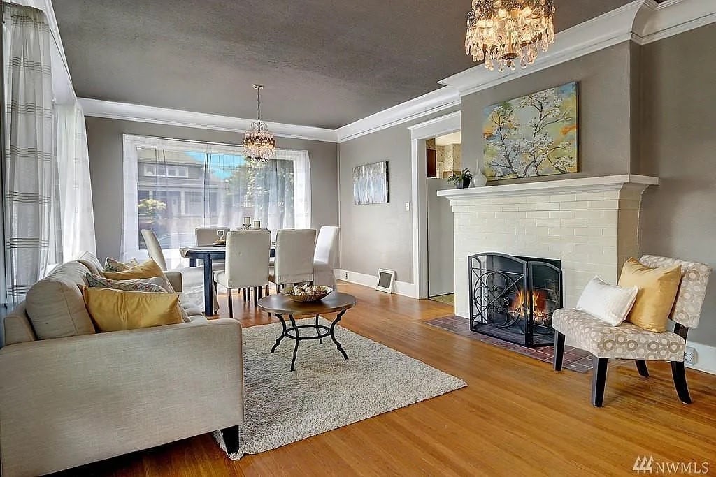 Building Photo - 902 N 77th St