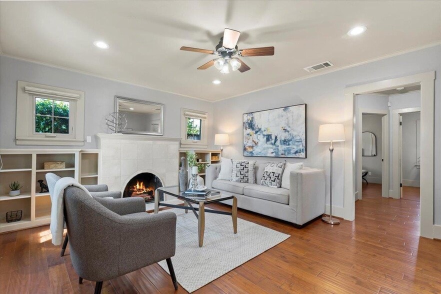 Building Photo - 1375 Magnolia Ave