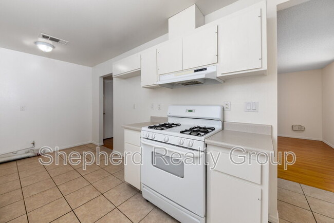 Building Photo - 2488 San Padre Ct