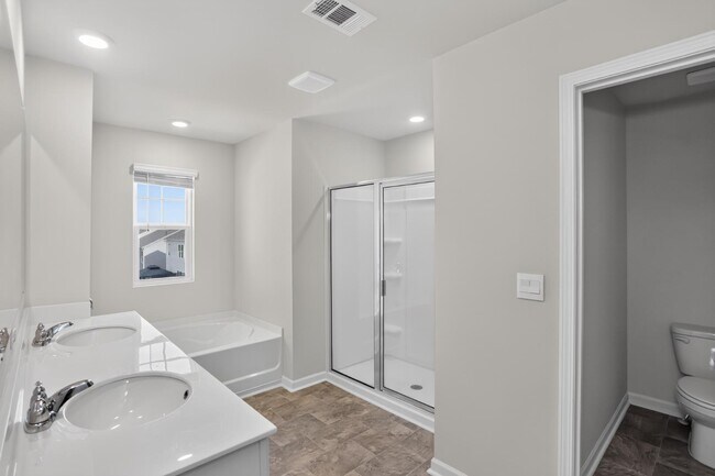 Building Photo - 383 King Vlg