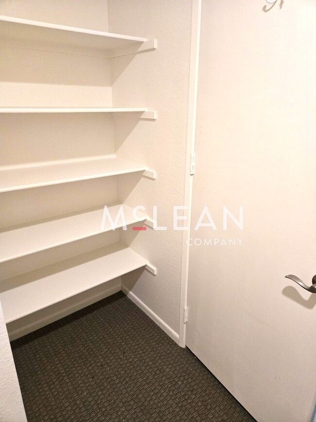 Building Photo - Beautiful Dual Primary Suite 2-Bedroom Condo in the Desert Princess Community