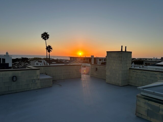 Building Photo - 3329 Harbor Blvd