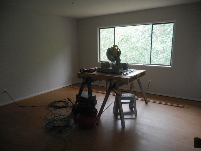 Building Photo - 9908 SW 29th Pl