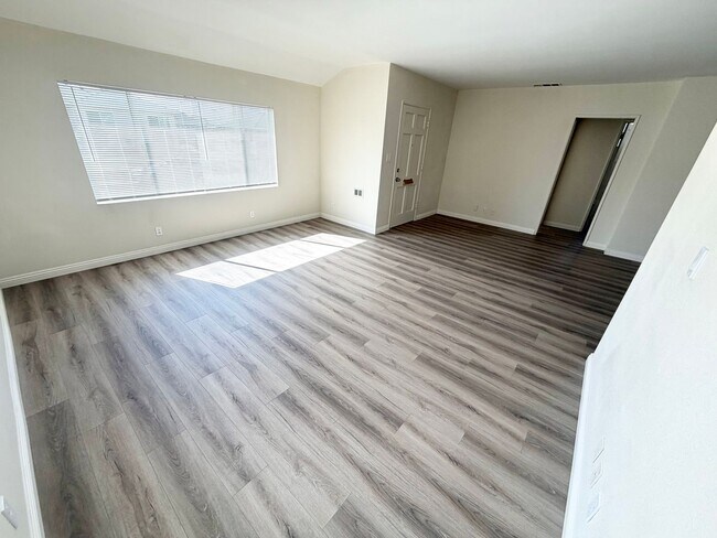 Building Photo - Spacious Monterey Park Home with Large Lot