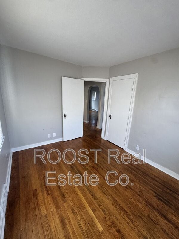 Building Photo - 1944 Victoria Ave