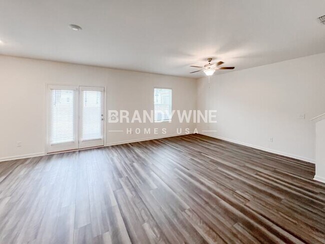 Building Photo - 63 Rowlett Pl