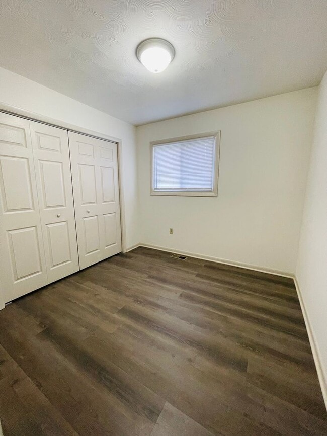 Building Photo - Single family home in Timberville