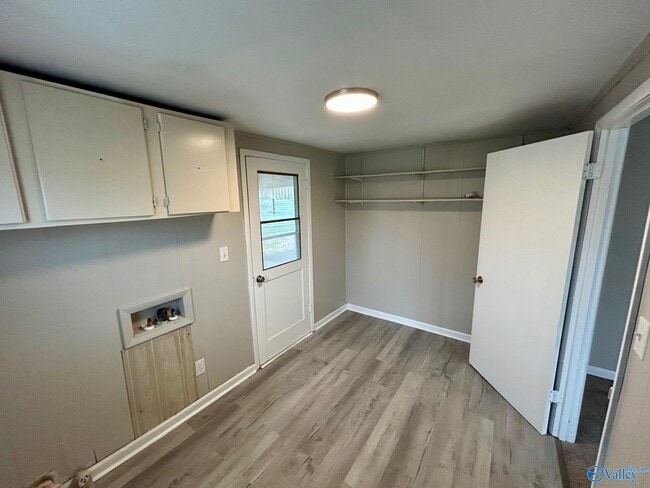 Building Photo - 18014 E Limestone Rd