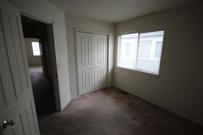 Building Photo - ogd123