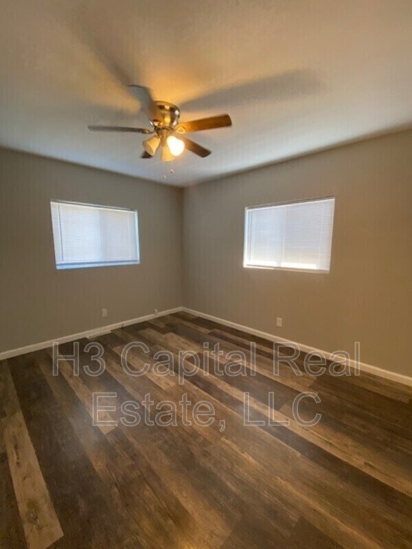 Building Photo - 3218 Kilarney Dr
