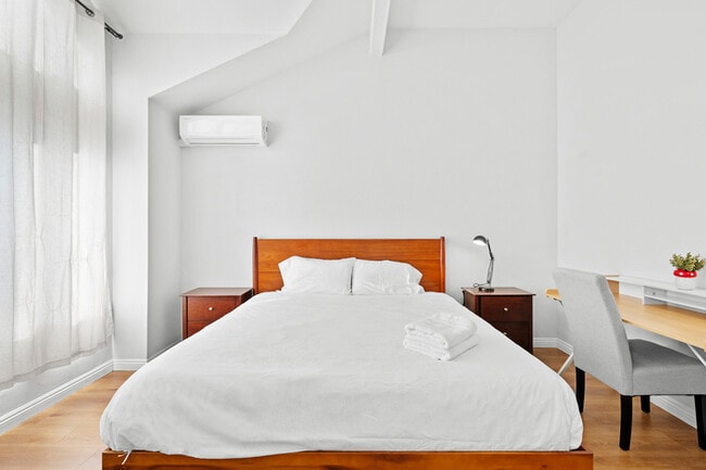 Building Photo - 1519 Walnut Ave