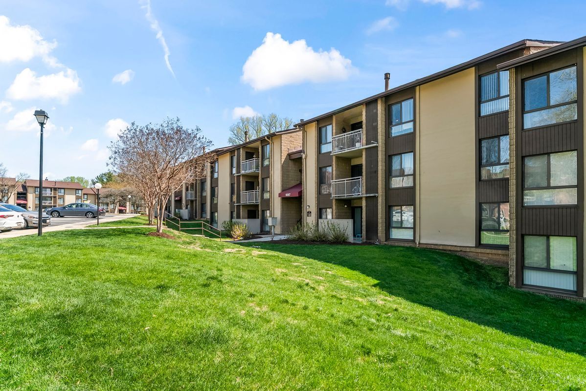 Building Photo - 6087 Majors Ln