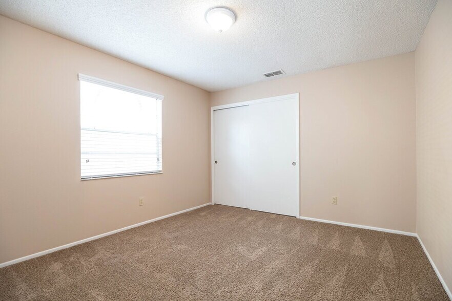 Building Photo - 2741 Falling Tree Cir