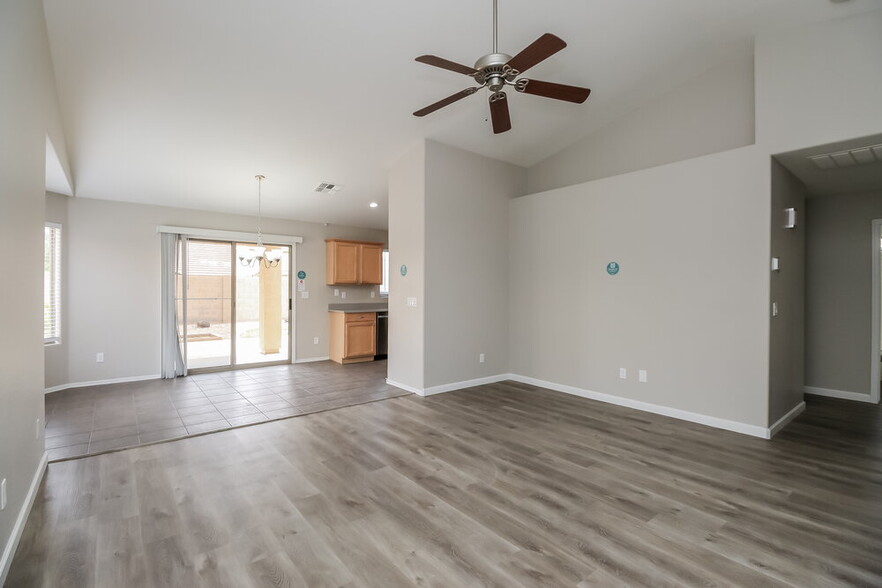 Building Photo - 3741 S Brighton Ln