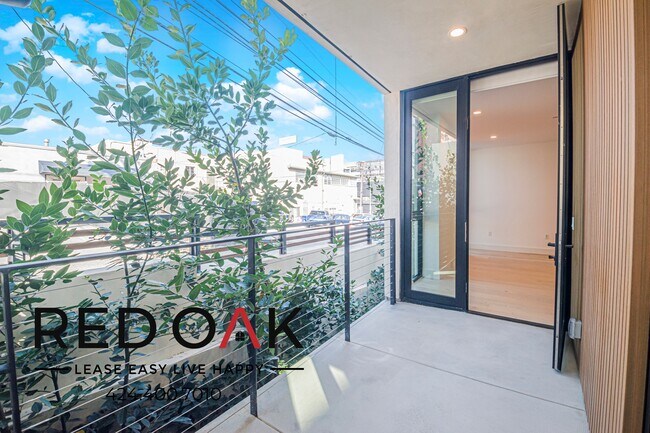 Building Photo - 1415 Reeves St