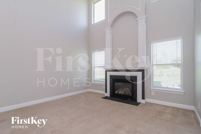 Building Photo - 114 Rosemont Ln