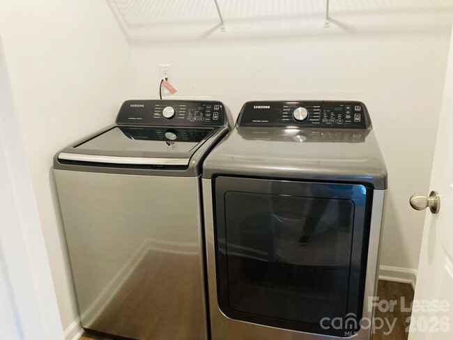 Building Photo - 3242 Treyson Dr