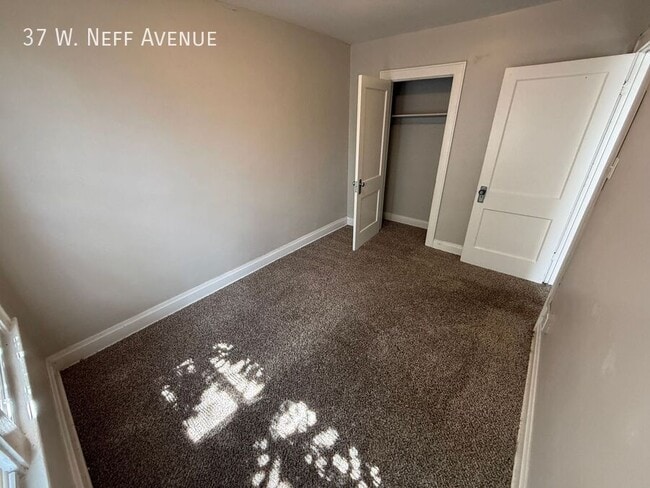 Building Photo - 37 W Neff Ave