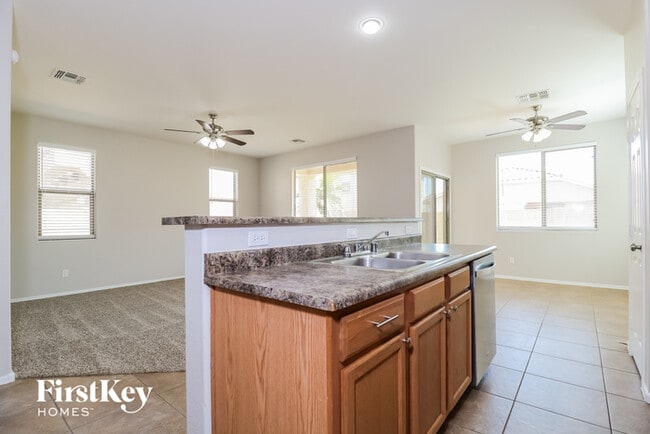Building Photo - 14767 W Poinsettia Dr