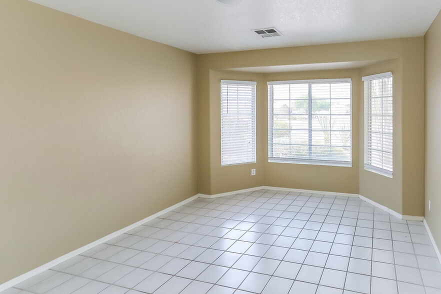 Building Photo - 6723 E Minton St