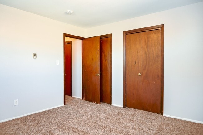 Building Photo - Kimball Duplex 2