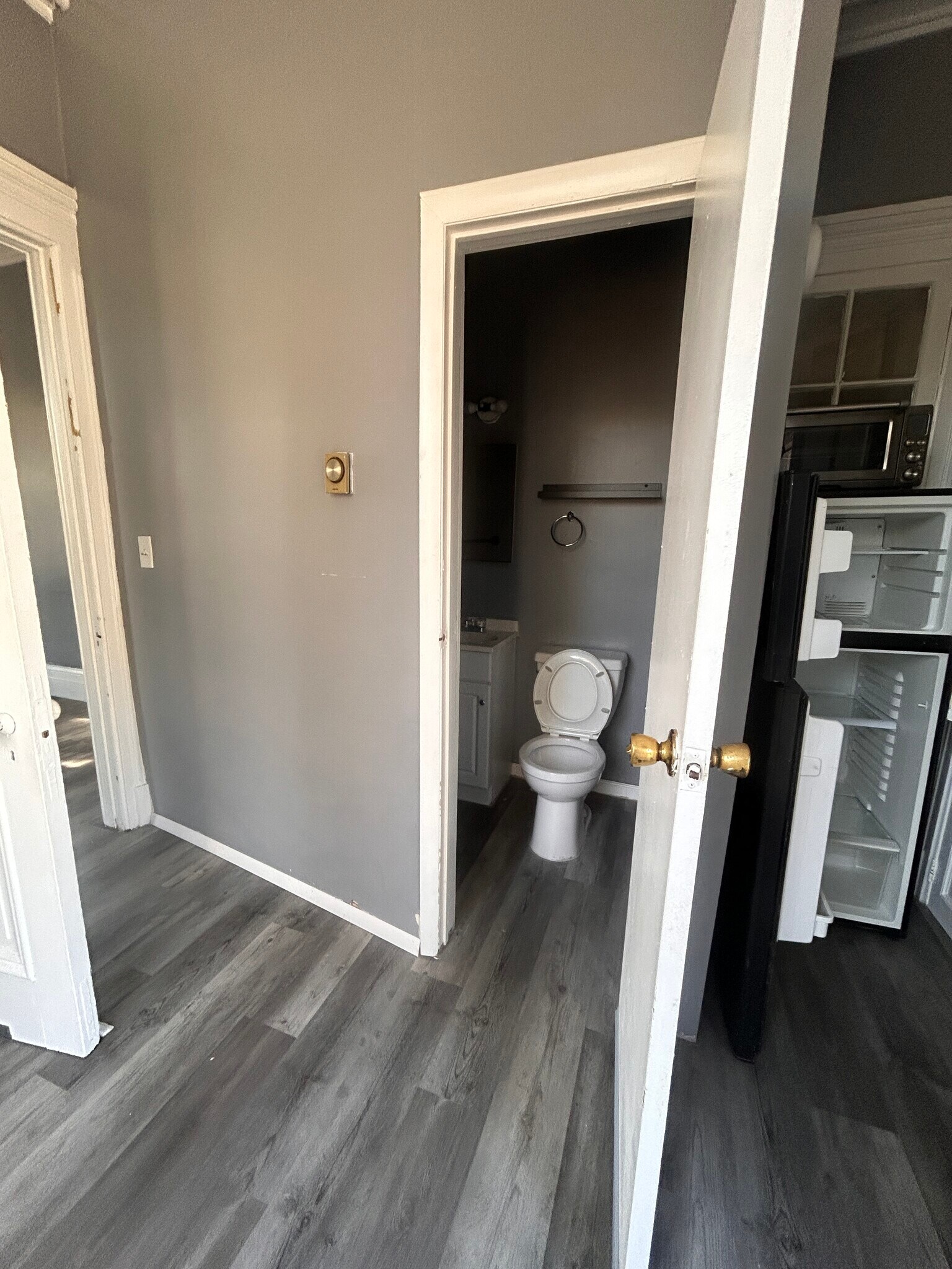 Building Photo - 1530 Pennington Rd