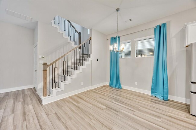 Building Photo - 18523 Parkland Row Dr