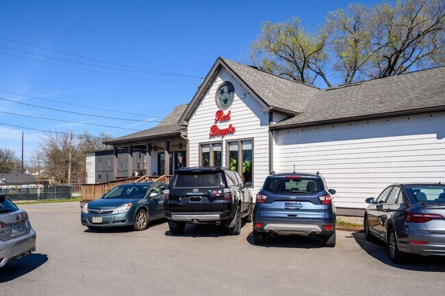 Building Photo - **RENOVATED COTTAGE IN THE NATIONS WITH AN...