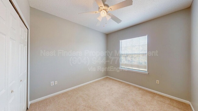Building Photo - 14664 Falling Waters Dr