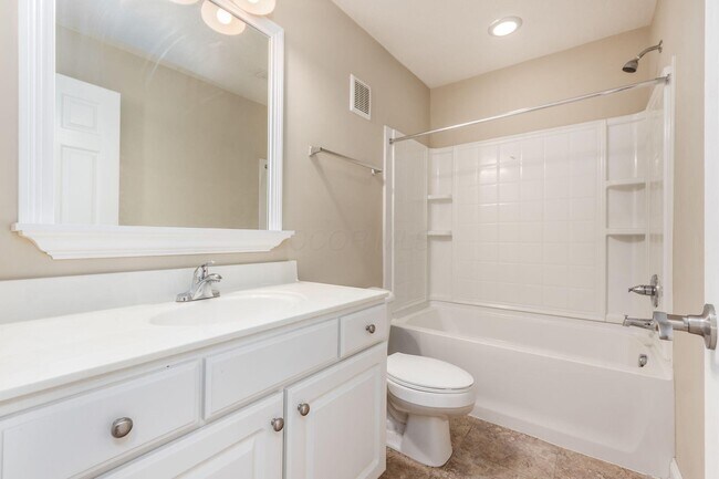 Building Photo - 4226 Colister Dr