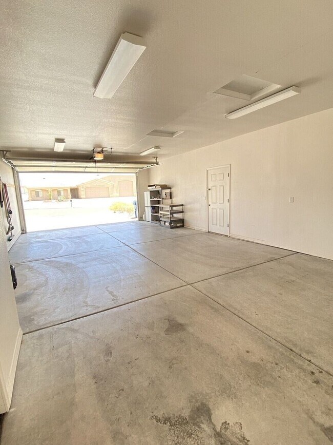 Building Photo - 2237 San Juan Dr