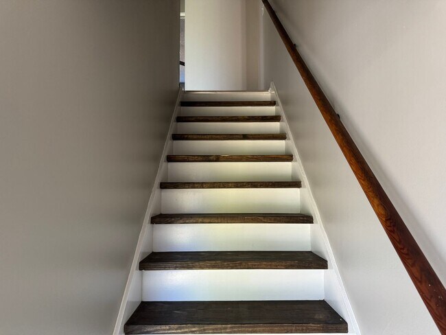 Building Photo - 7801 3rd Ave S