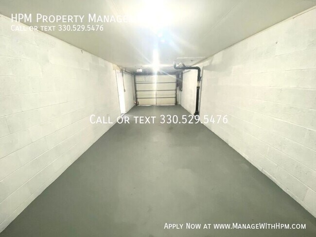 Building Photo - 1021 Pittsburgh Ave NW-