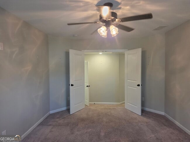 Building Photo - 132 W River Cane Run