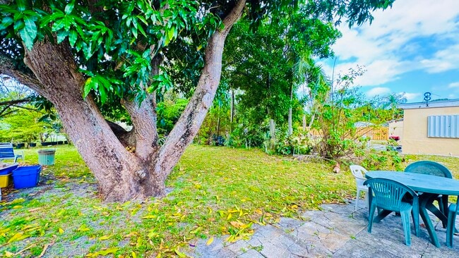 Building Photo - 347 Flagler Blvd