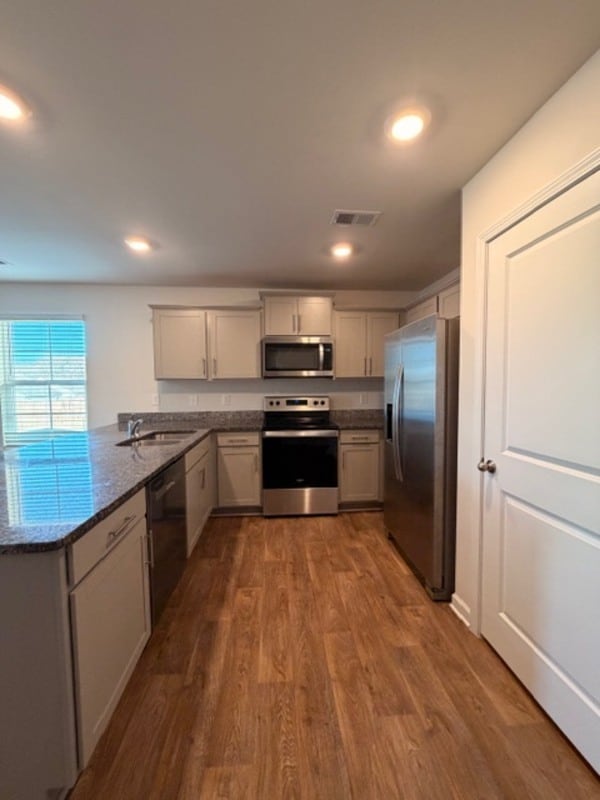 Building Photo - 328 Sandbach Rd